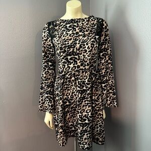Leopard Print Bell Sleeved Dress